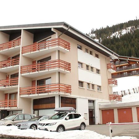 Les Ambrunes Châtel Extérieur photo
