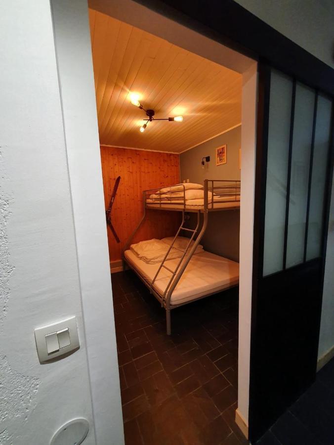 Les Ambrunes Châtel Extérieur photo