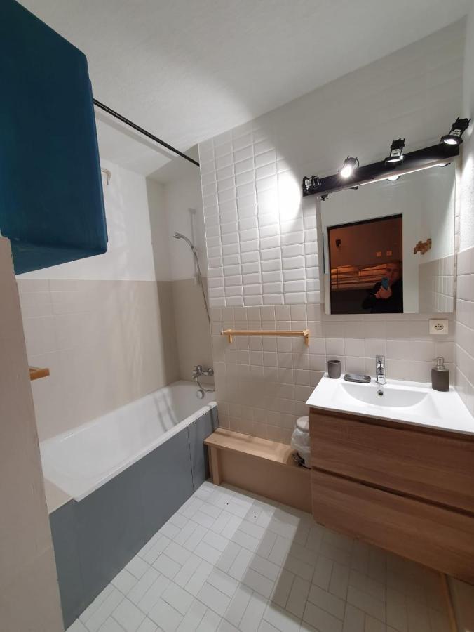Les Ambrunes Châtel Extérieur photo